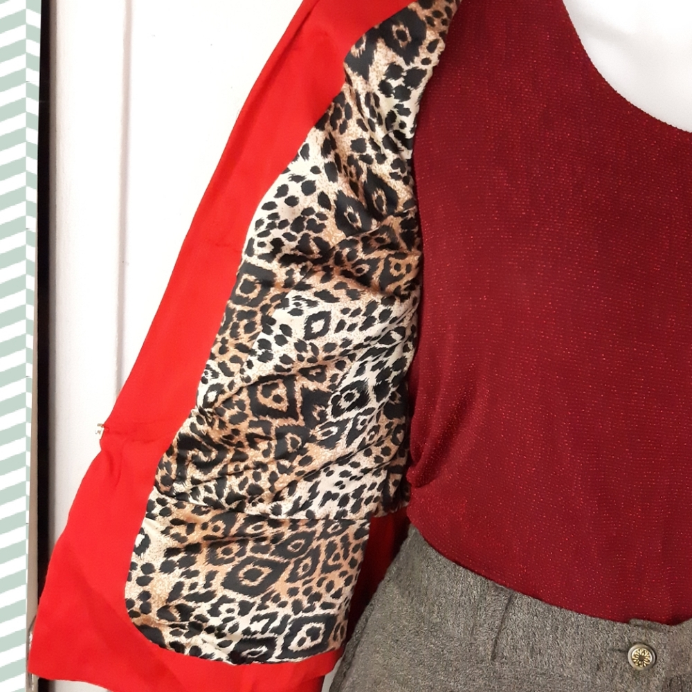 🔥 New with tags blazer jacket red with studs - Picture 10 of 14